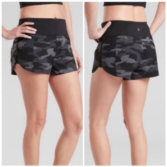 ATHLETA Running Free Liner Short Run Workout Shorts Lined Black Camo Medium - Picture 1 of 7